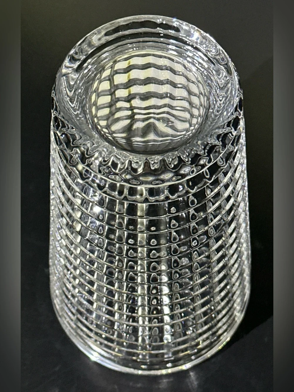 NEW SPARKLING LARGE FINE CRYSTAL VASE 11 in TALL LUXURY FLOWER ARRNGMNT EYE CUT